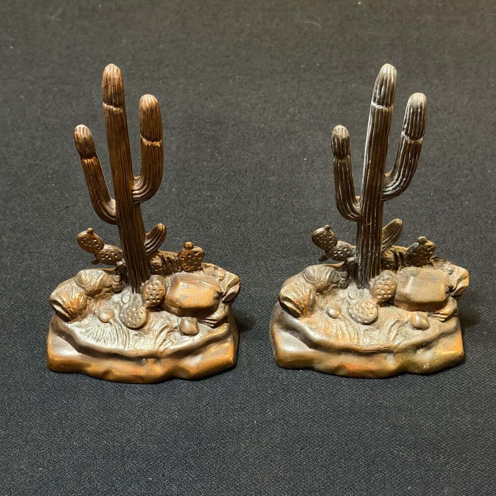 Vintage Rare Southwestern Saguaro Cactus Dodge Metal Inc. Bookends
